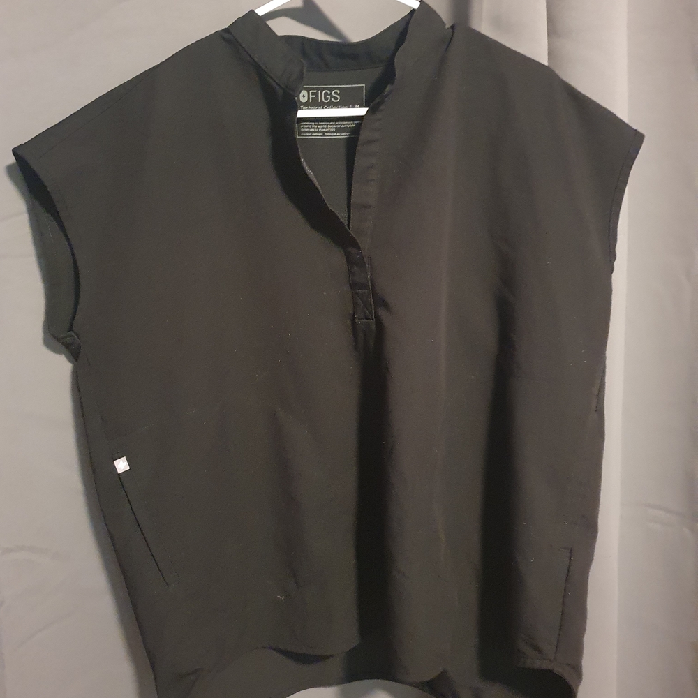 Figs Women's Black Casual Button Down Shirt